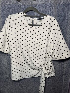 Tommy Hilfiger White and Black Polka Dot Tie-Side Blouse
